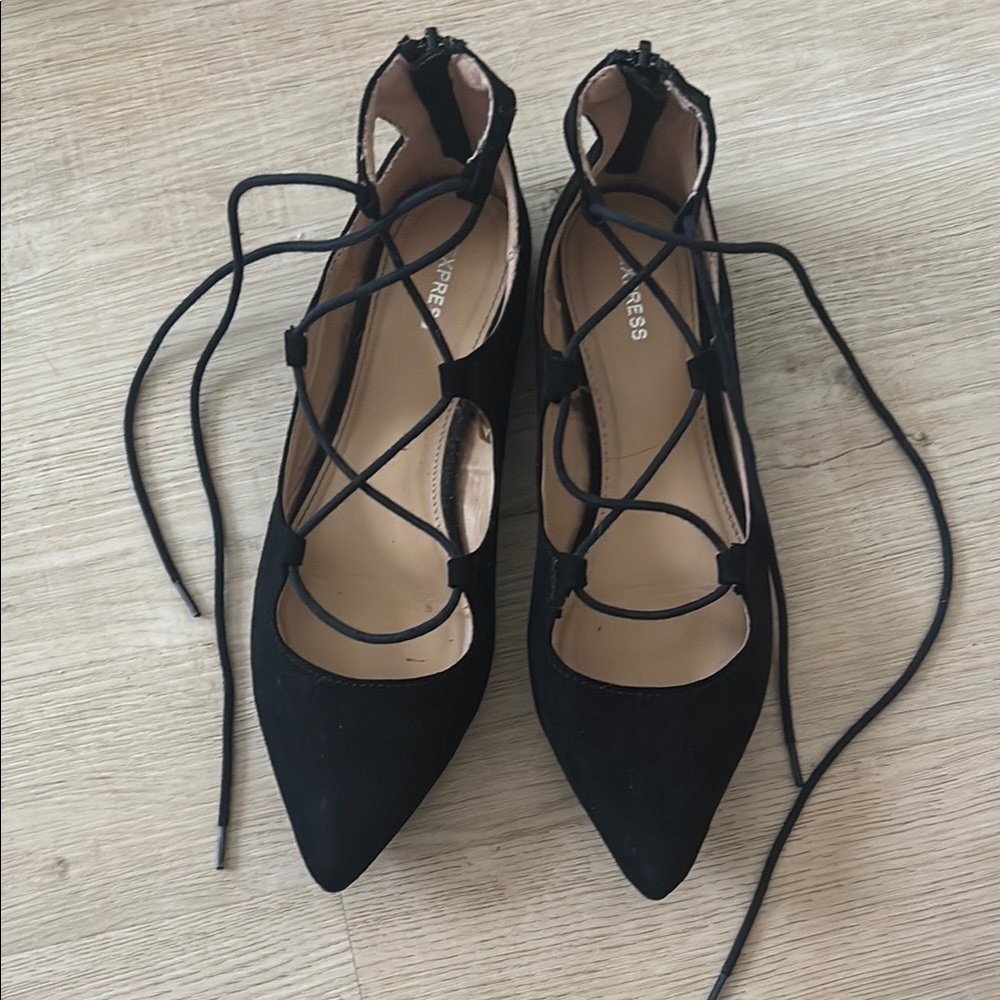 Beautiful EXPRESS Women's Black Lace-Up Ballet Flats